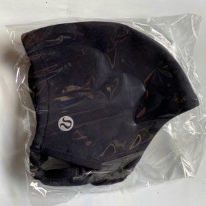 Sealed Lululemon black Double-Strap face mask. NWT